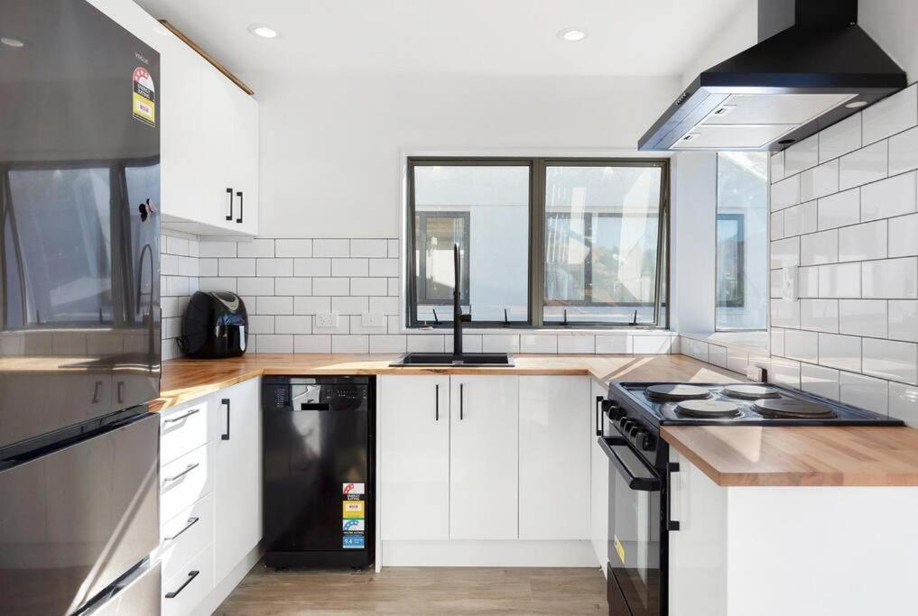كوينستاون Fernhill Stunning View Home المظهر الخارجي الصورة